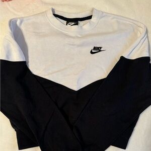 Nike cropped sweater